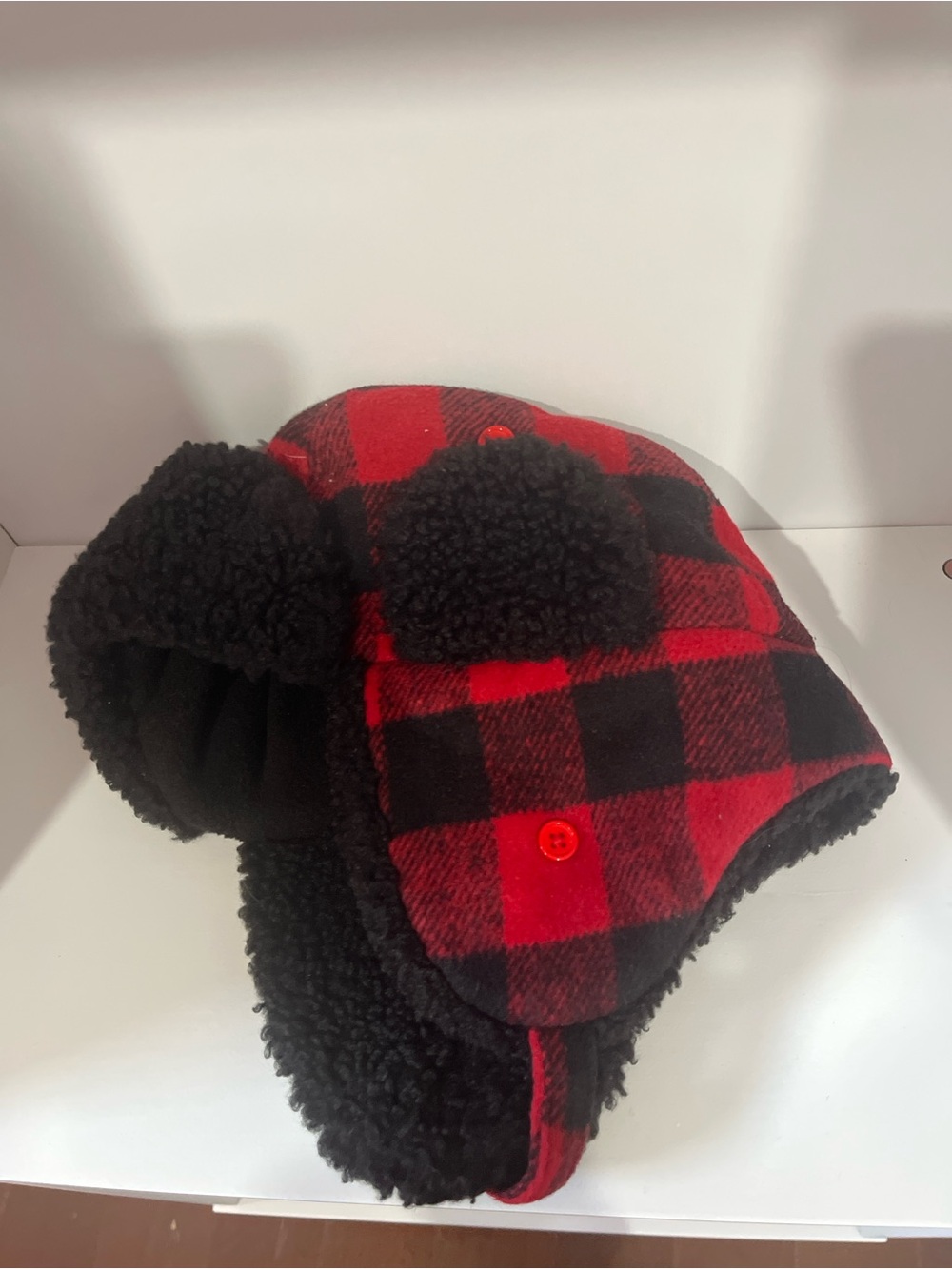 Kids Buffalo Plaid Trapper Hat with Sherpa Lining - Red & Black